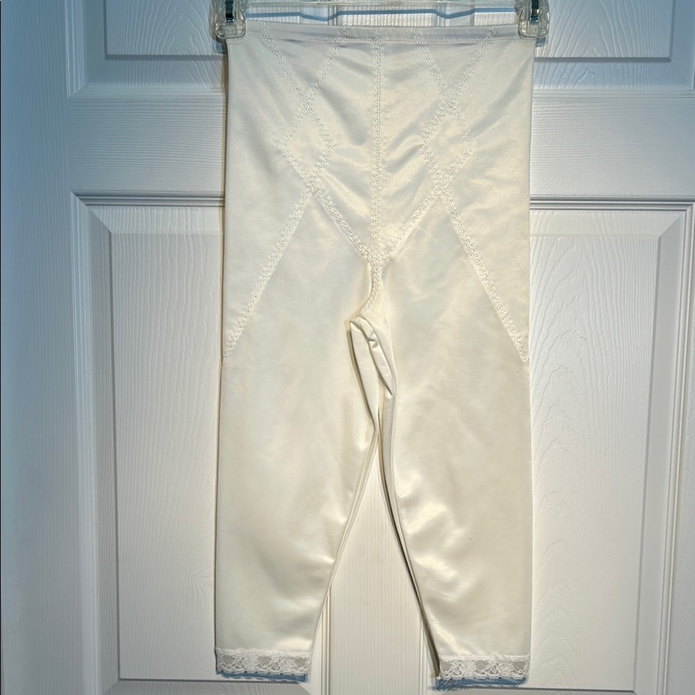 Dream Products Inc. Total Body Slimmer Waist Size XL -32